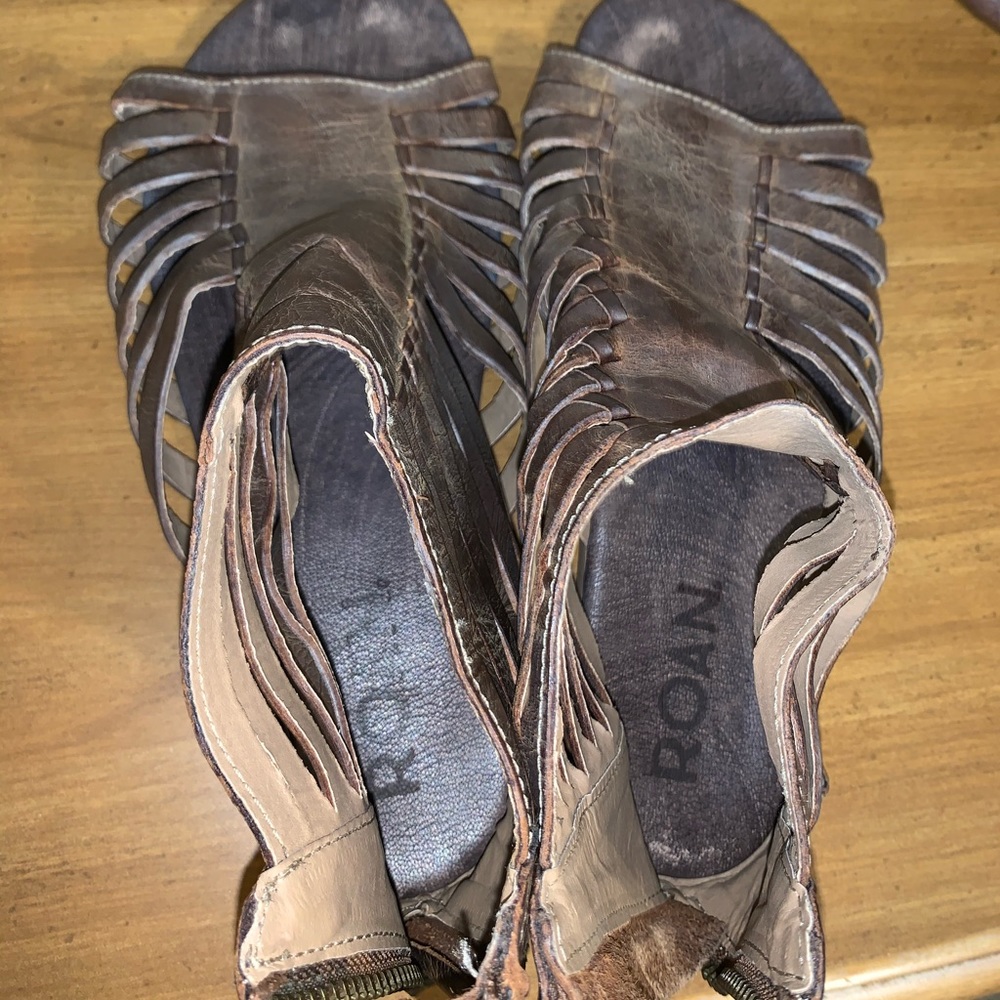 Roan gladiator sandals